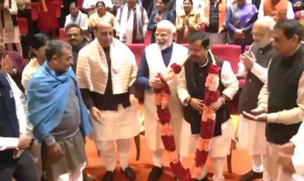 India-US ट्रेड डील की बड़ी जीत! NDA में जश्न, संसद में PM मोदी का ऐतिहासिक स्वागत