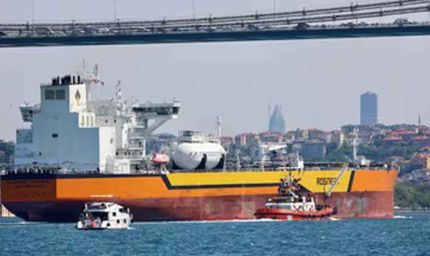 रूसी तेल पर ब्रेक नहीं! कंपनियों ने मांगी मोहलत, क्या भारत ढीला करेगा रुख?