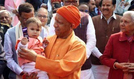 जनसेवा, संवेदना और सुशासन की जीवंत तस्वीर प्रस्तुत करते हैं मुख्यमंत्री