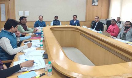15 दिनों के भीतर खातों में पहुंचेगी 2025-26 की पोस्ट मैट्रिक छात्रवृत्ति, प्रमुख सचिव डॉ. कुमार ने दिए निर्देश