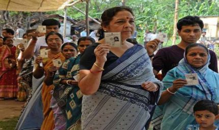 2.42 करोड़ महिला वोटर पर तृणमूल कांग्रेस की नजर, लक्खी भंडार का अनुदान बढ़ाया