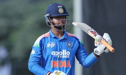 U19 वर्ल्ड कप की ‘टीम ऑफ द टूर्नामेंट’ घोषित, कप्तान आयुष बाहर… वैभव सूर्यवंशी समेत 3 भारतीयों को मिली जगह