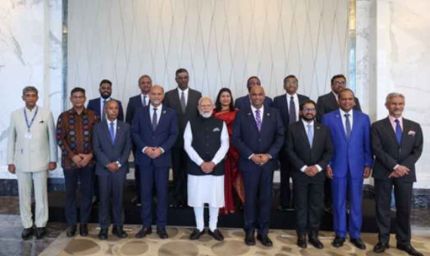 प्रधानमंत्री मोदी मलेशिया में भारतीय नेताओं से मिले, उपलब्धियों की तारीफ की