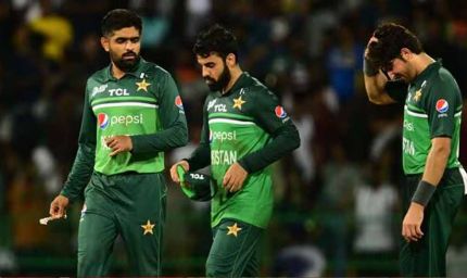 T20 वर्ल्ड कप विवाद में UAE की एंट्री, PCB को लताड़ते हुए कहा - 'एहसान ना भूले पाकिस्तान'