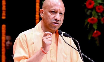 सीएम के निर्देश पर हरकत में आया लखीमपुर खीरी जिला प्रशासन, स्पॉन्सरशिप योजना का दिया गया लाभ