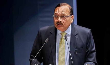 CJI सूर्यकांत हैरान, 54 हजार करोड़ रुपये का गबन—ये बैंक अब बनते जा रहे हैं बोझ