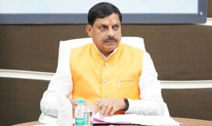 मुख्यमंत्री डॉ. यादव ने डबरा की घटना में मृतक के परिजन को 4 लाख रुपए एवं गंभीर तीन घायलों को एक–एक लाख रुपए देने के दिये निर्देश