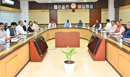 CM साय की अध्यक्षता में कैबिनेट बैठक शुरू, अहम फैसलों पर लगेगी मुहर