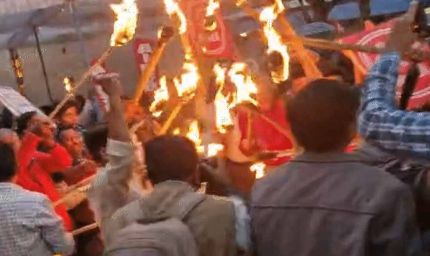 लेबर लॉ के खिलाफ हड़ताल का असर मिला-जुला, जबलपुर-इटारसी में बाजार और स्कूल खुले; सरकारी कर्मचारी सांकेतिक प्रदर्शन