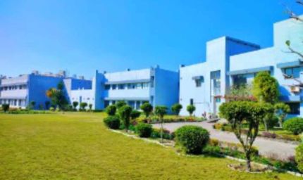 शिक्षा में उत्कृष्टता की ओर कदम — एमबी पावर स्कूल अब DAV प्रबंधन के साथ।