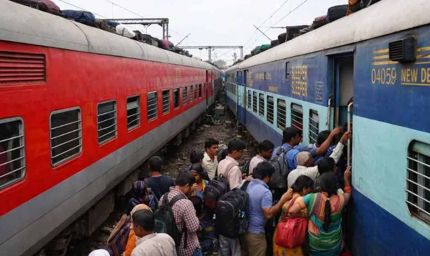 होली पर 'नो रूम' व 'रीग्रेट' से मिलेगी राहत, कोलकाता और नई दिल्ली तक चलेंगी स्पेशल ट्रेनें