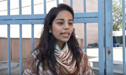 डीयू-यूजीसी विवाद पर यूट्यूबर मेघा की सफाई, बोलीं- रुचि के समर्थन में लगाए नारे, किसी संगठन से नहीं जुड़ी