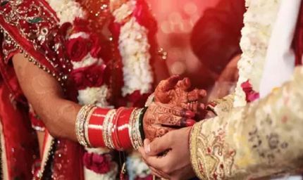 प्रेम के नाम पर धर्म परिवर्तन: मुस्लिम युवती मिस्बा अहमद ने हिंदू युवक के लिए अपनाया नाम मनीषा