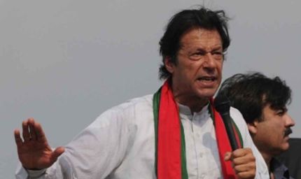 इमरान खान की आंखों पर सस्पेंस खत्म! पाक कानून मंत्री बोले—70% नजर ठीक, चश्मे से देख सकते हैं