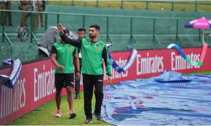 T20 World Cup 2026 में बड़ा उलटफेर: ऑस्‍ट्रेलिया बाहर, जिम्‍बाब्‍वे सुपर-8 में; IRE vs ZIM मैच बारिश से रद्द