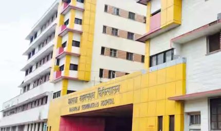 एमवाय अस्पताल में सख्ती, सुपरिटेंडेंट और भवन अधिकारी को नोटिस, BVG पर 25 हजार जुर्माना