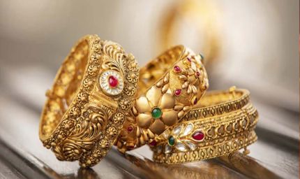 सोने-चांदी की कीमतों में तेजी, MCX पर सोना ₹1,56,134 और चांदी ₹2.45 लाख तक पहुंची