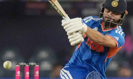 रिंकू सिंह बने ‘लास्ट ओवर किंग’, 20वें ओवर में छक्कों के मामले में सूर्यकुमार यादव को छोड़ा पीछे