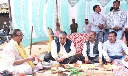 पर्यटन एवं संस्कृति मंत्री  राजेश अग्रवाल ने लखनपुर क्षेत्र में 259.68 लाख रू. के विकास कार्यों का किया भूमिपूजन