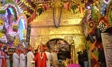 वैष्णो देवी यात्रियों के लिए बड़ा अलर्ट: भवन की वीडियो बनाई तो लगेगा भारी जुर्माना, नियम तोड़ने पर कड़ी सजा