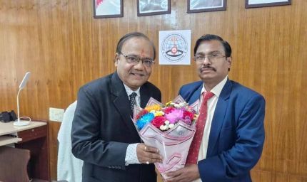 कुशाभाऊ ठाकरे पत्रकारिता विश्वविद्यालय को मिला नया कुलपति, प्रो. मनोज दयाल ने संभाला पदभार