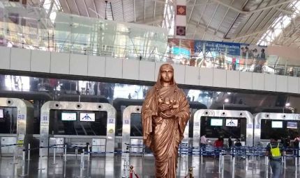 इंदौर एयरपोर्ट का अपग्रेड: सालाना 1 करोड़ यात्री, 200 नई सीटें और टर्मिनल विस्तार