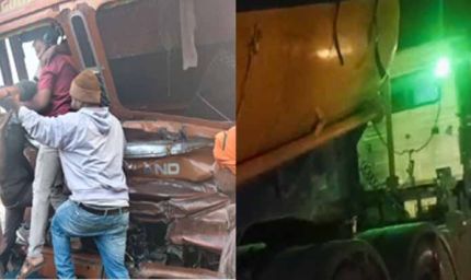 धार में ट्रक ड्राइवर ने कंटेनर को मारी टक्कर, तीन घंटे तक फंसा रहा