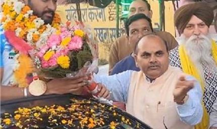 हरियाणा के बेटे ने इंडोनेशिया में जीता Gold Medal, भारत लौटने पर हुआ भव्य स्वागत
