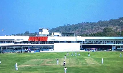 शतकवीर शुभम पुंडीर ने जमाया रंग, रणजी ट्रॉफी फाइनल में मजबूत हुई जम्मू-कश्मीर