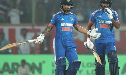 रिंकू सिंह ने अचानक छोड़ा टीम इंडिया का साथ,  पिता की तबीयत बिगड़ने  पर लौटे घर