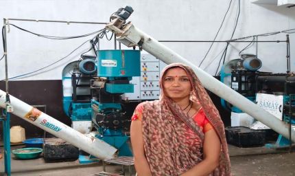 कृषक कल्याण वर्ष 2026: पीएमएफएमई योजना से प्रेमलता गृहिणी से बनी सफल उद्यमी