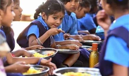 हरियाणा में मिड डे मील पर 7 साल में गिनी-चुनी शिकायतें, 14 लाख छात्रों को मिल रहा भोजन