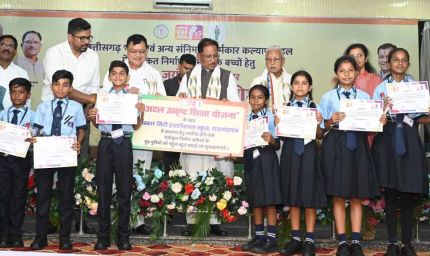 मेहनत की चमक, सरकारी सहारे से उड़ान: श्रमिक की बेटी डिंपल कश्यप का संस्कार सिटी स्कूल में सुनहरा भविष्य