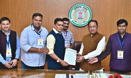 मुख्यमंत्री विष्णुदेव साय से प्रेस क्लब प्रतिनिधिमंडल ने की सौजन्य मुलाकात रंगोत्सव कार्यक्रम में मुख्य अतिथि के रूप में किया आमंत्रित