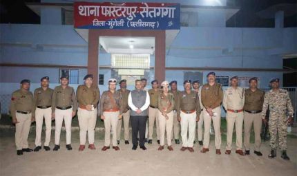 रामगोपाल गर्ग आधी रात चिल्फी बॉर्डर पहुंचे, अवैध गतिविधियों पर सख्त कार्रवाई के निर्देश