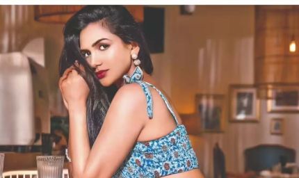 रोल के लिए शर्त रखी, 'इंटीमेट होना होगा तभी...' – एक्ट्रेस आकांक्षा चमोला ने किया खुलासा