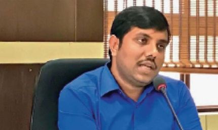 भोपाल प्राइवेट स्कूलों की लूट पर लगाम, कलेक्टर ने बनाई 8 जांच टीमें, शिकायत पर तुरंत कार्रवाई के आदेश