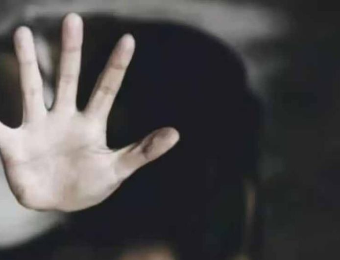 Air India की क्रू मेंबर से दोस्त ने किया रेप का प्रयास, मामला दर्ज