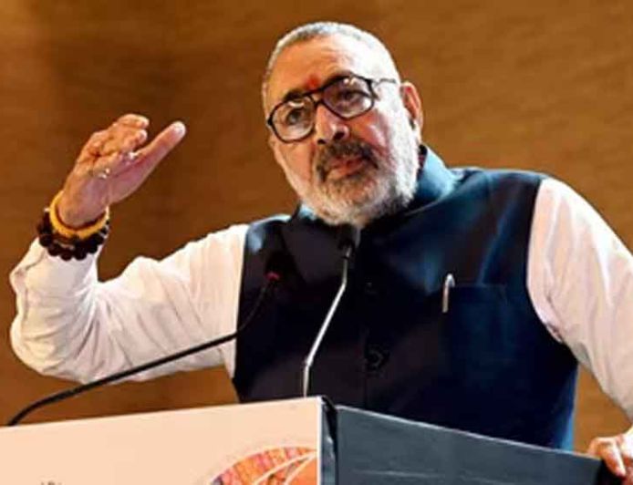 ‘झूठा-लूच्चा’ से ‘जौ-गेहूं’ तक सियासी संग्राम, राहुल गांधी पर गिरिराज सिंह का तीखा हमला