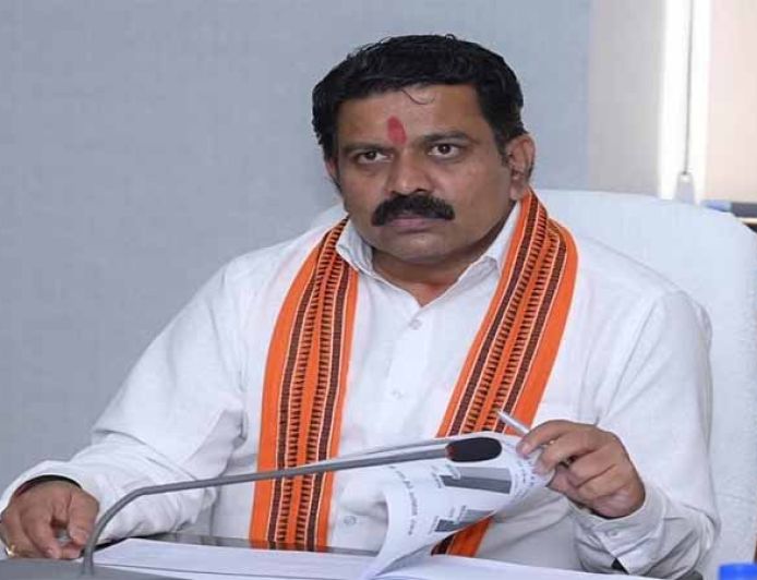 ‘ग्रहण मंत्री’ टिप्पणी पर डिप्टी सीएम विजय शर्मा का कड़ा जवाब, बोले— यह शब्दों की निम्नता है