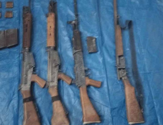 जंगल से निकला नक्सली हथियारों का जखीरा, ई-30 ऑप्स टीम की बड़ी कार्रवाई