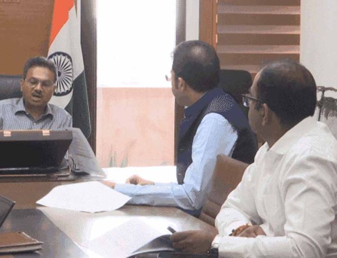 हार्ट सर्जरी करवाकर नौकरी पर लौटे मुख्य सचिव रस्तोगी, 8 जनवरी को आया था हार्ट अटैक