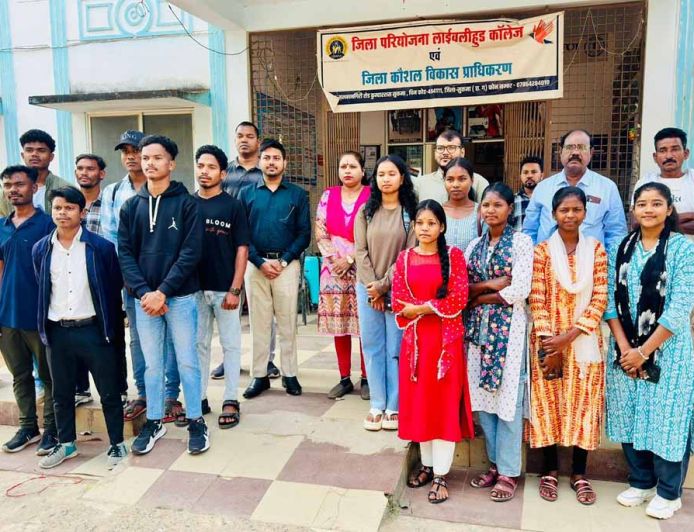 नक्सल प्रभावित सुकमा से आत्मनिर्भरता की ओर बढ़ते कदम