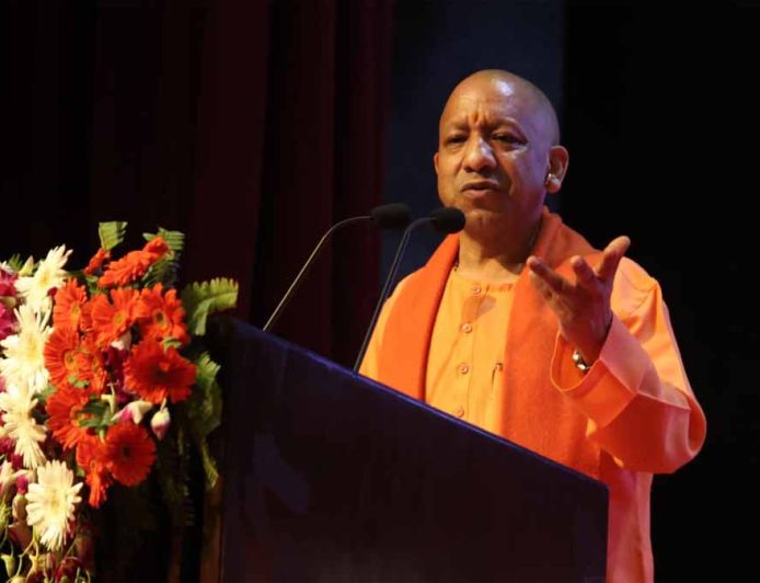 प्रदेश  के 1.86 करोड़ परिवारों को सीएम योगी ने दिया होली का उपहार