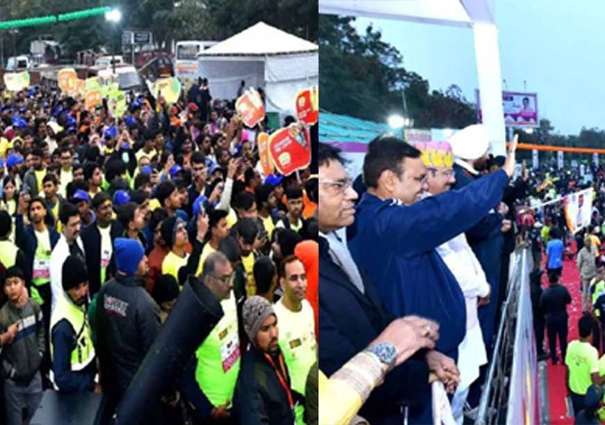 एयू मैराथन को CM ने दिखाई हरी झंडी, मिलिंद सोमन संग दौड़ा जयपुर