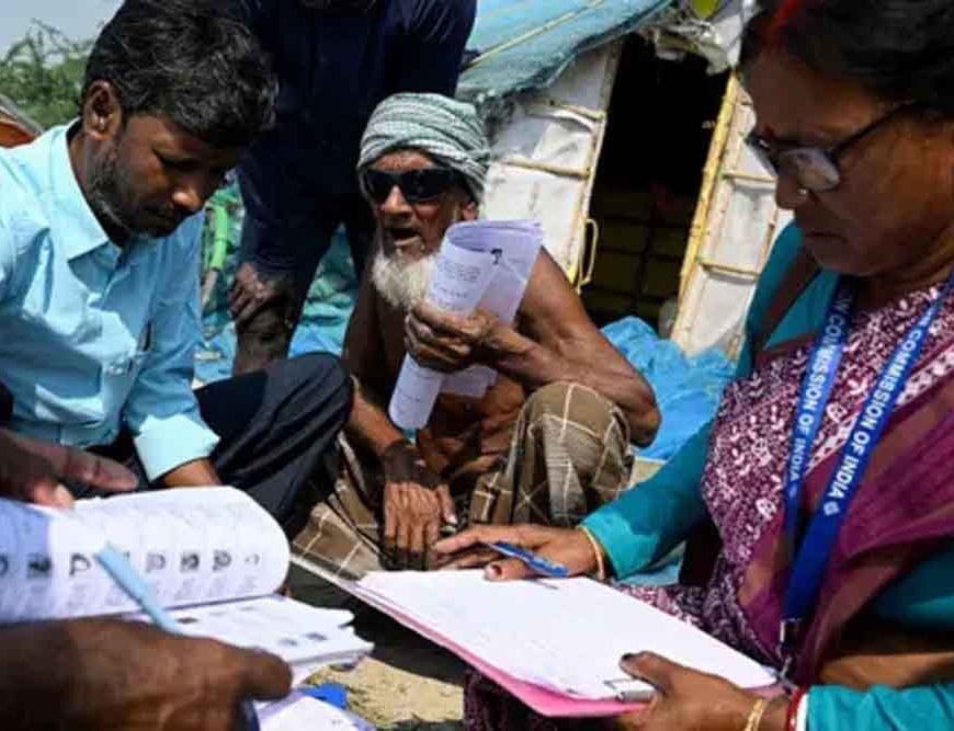 पिता से छोटा बेटा और 6 संतानों का रिकॉर्ड: 7 लाख मतदाताओं में मिली हैरान कर देने वाली गड़बड़ियाँ!