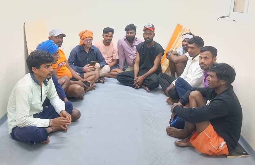 दुबई में फंसे 14 मजदूरों का रोना: सैलरी नहीं मिली, 2 दिन से भूखे, पासपोर्ट भी किया गया जमा