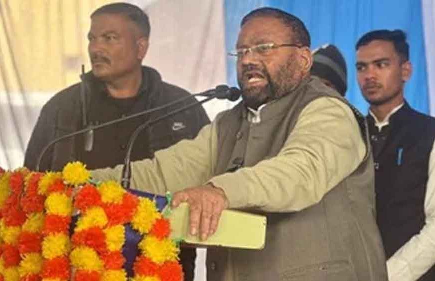 D कभी दलित, कभी डिंपल? स्वामी प्रसाद मौर्य का तंज — बोले, अखिलेश का PDA सिर्फ राजनीतिक खेल