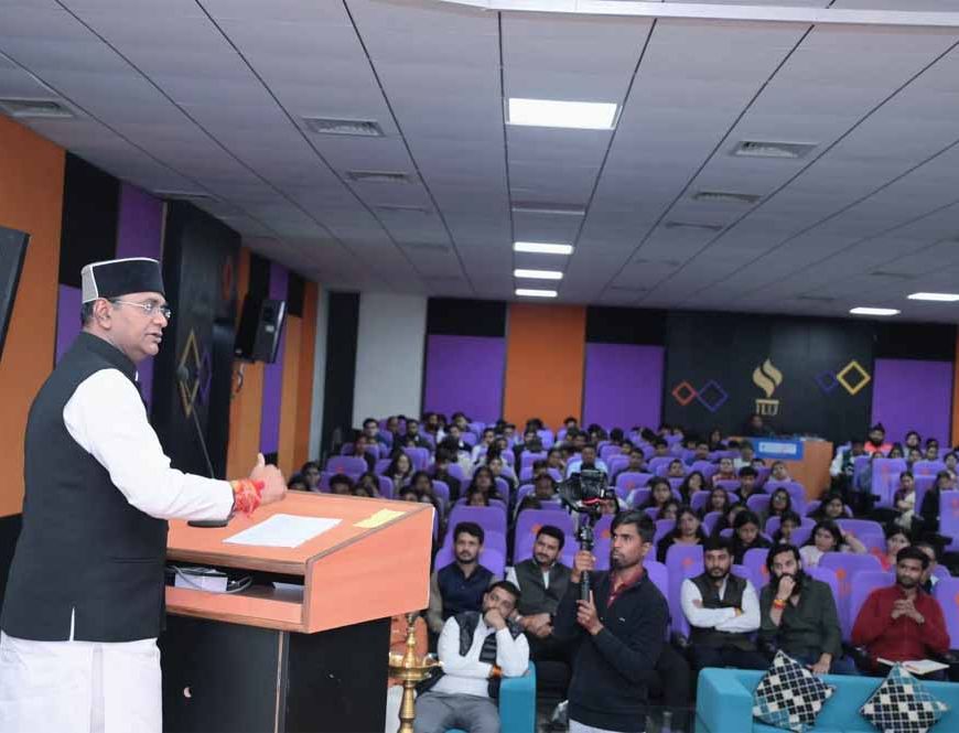 विकसित भारत के निर्माण में युवाओं की निर्णायक भूमिका: मंत्री सारंग