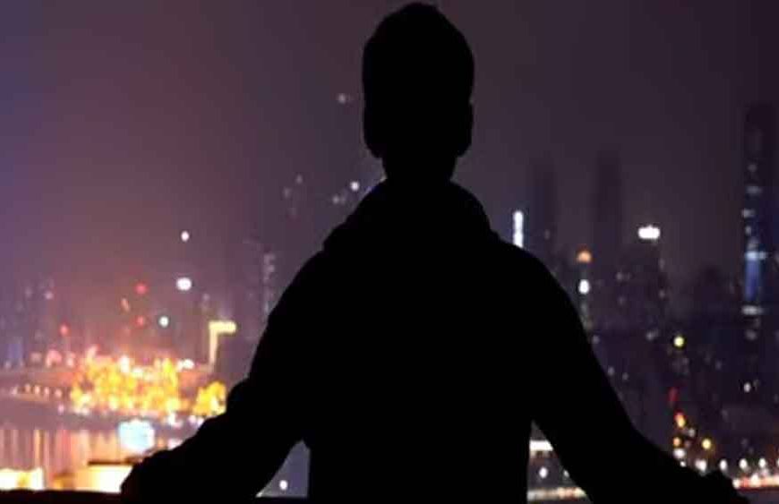 10वीं छात्र की मौत: दोस्तों संग पब में पार्टी के बाद 7वीं मंजिल से कूदकर हुआ संदिग्ध हादसा